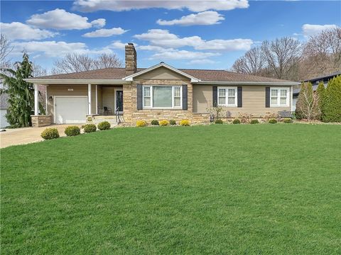 Photo for 103 E Oakwood Way