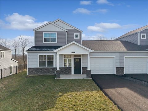 Photo of 2217 Lebanon Dr, Mckeesport, PA 15135 (MLS # 1736508)