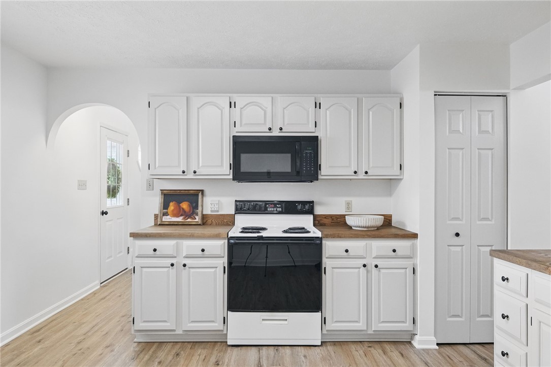 1445 Lexington Drive Dr, Cecil, Pennsylvania image 12