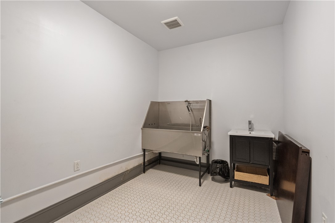 5267 Holmes St #402, Lawrenceville, Pennsylvania image 30