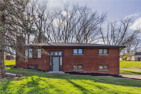 Photo of 395 Crescent Dr, Washington, PA 15301 (MLS # 1748073)