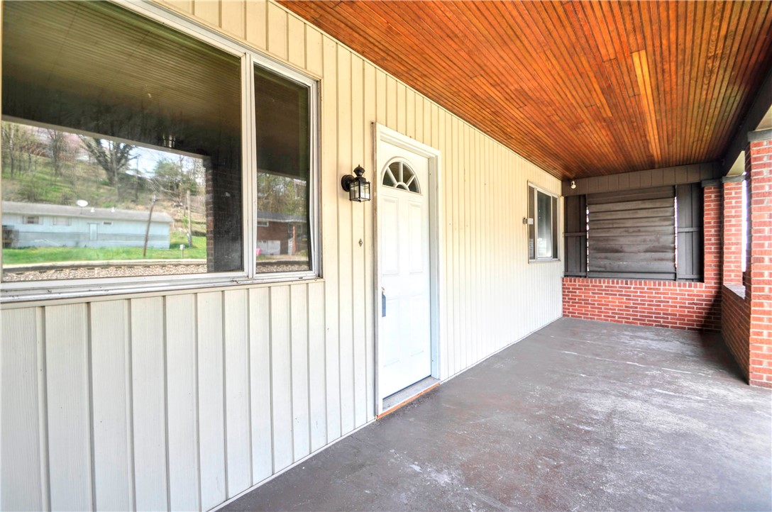 610 2nd Ave Ave, Sutersville, Pennsylvania image 2