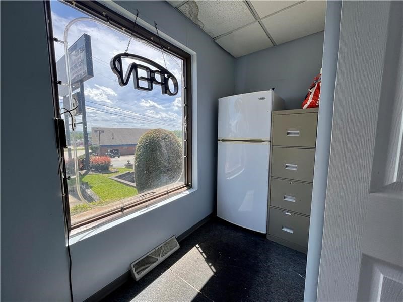 East Huntingdon, Pennsylvania 15666, United States, ,Commercial,Active,88907