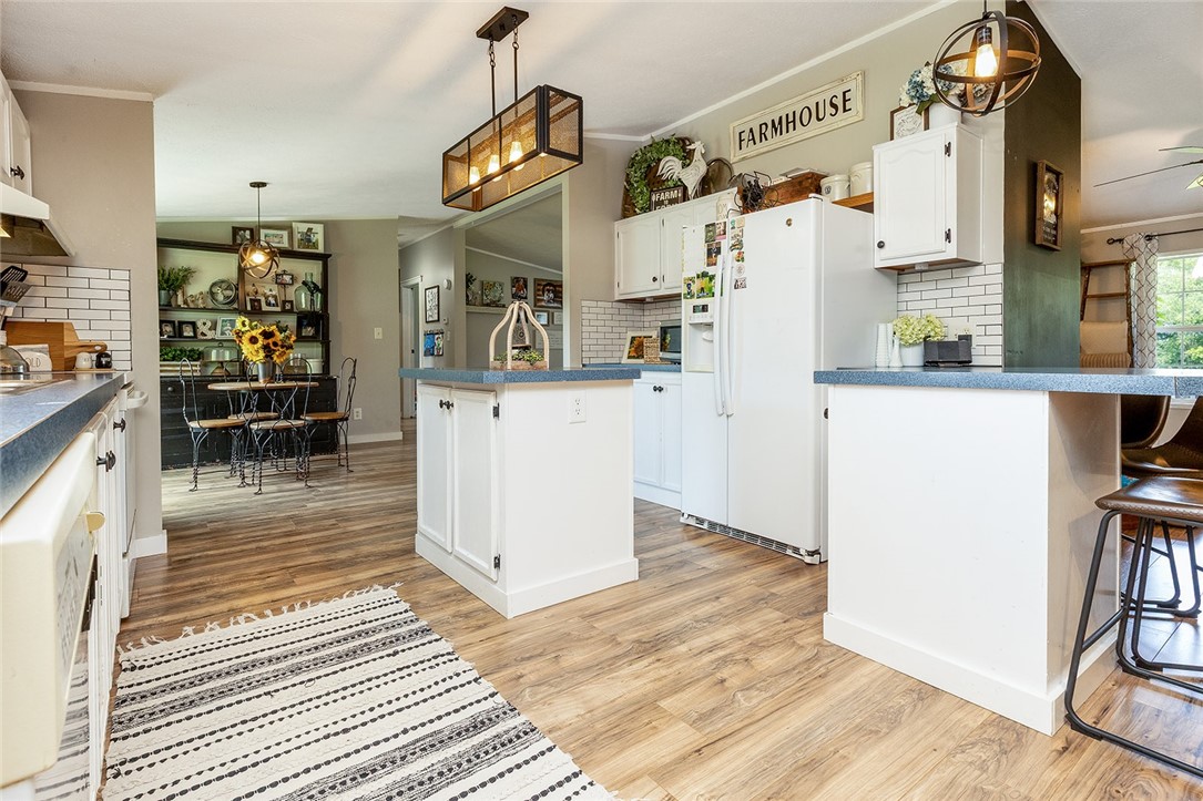 454 Old Sharon Rd