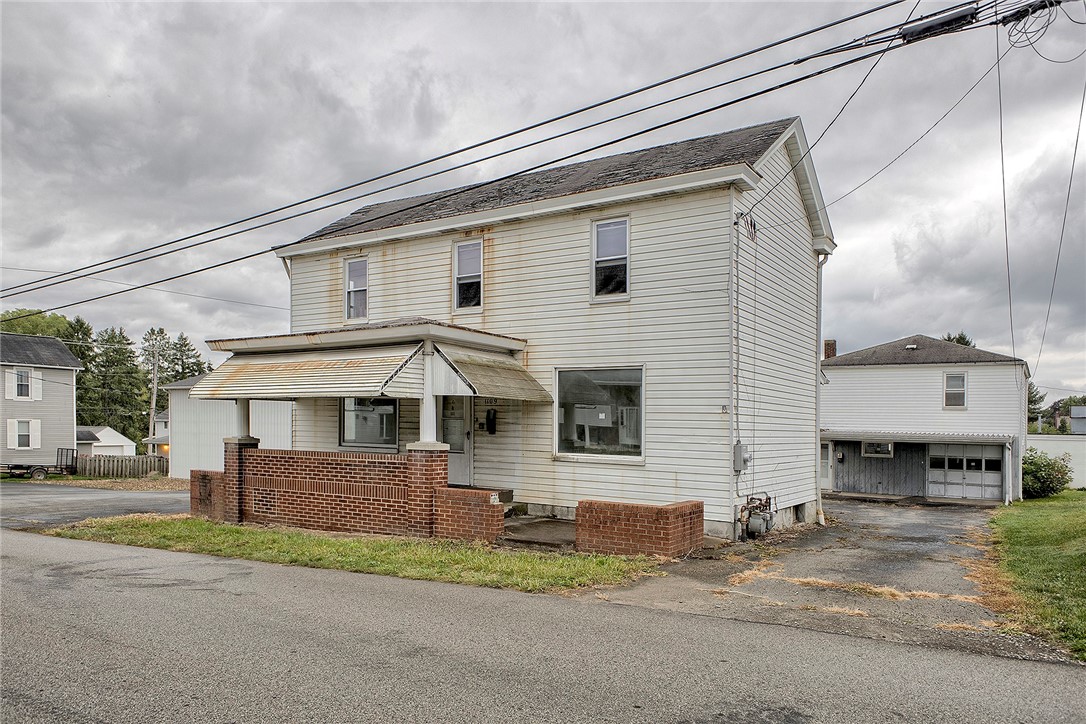 1109 Wood St St, Latrobe, Pennsylvania image 3