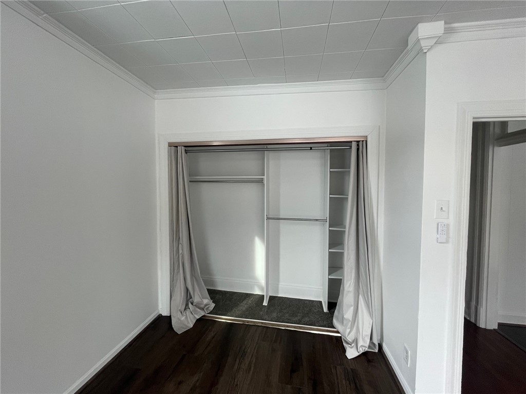 Dormont, Pennsylvania 15216, United States, 4 Bedrooms Bedrooms, ,1 BathroomBathrooms,Residential,Active,4653