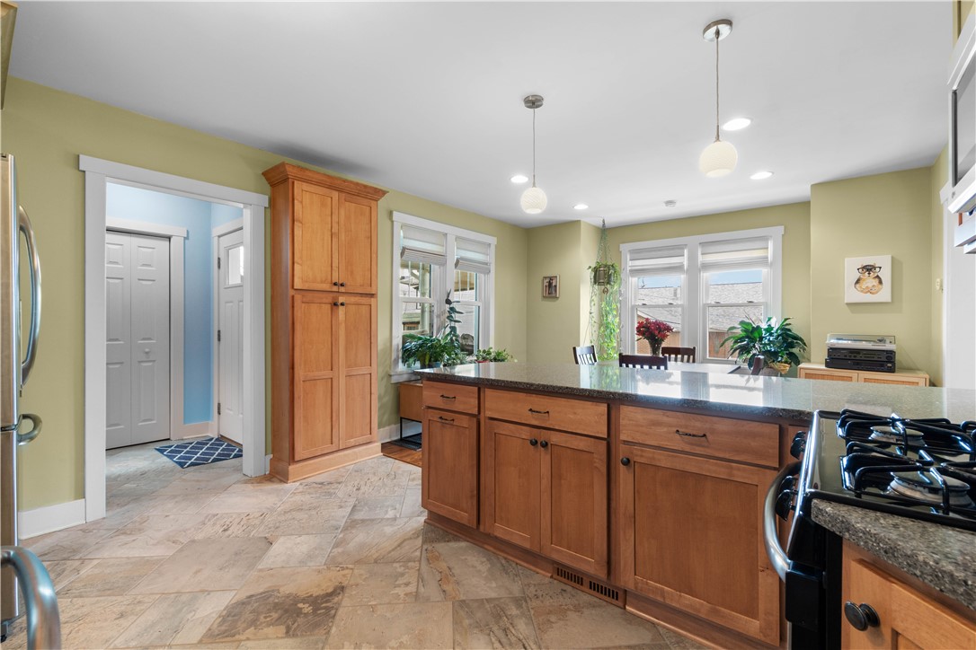 376 College Avenue Ave, Oakmont, Pennsylvania image 9