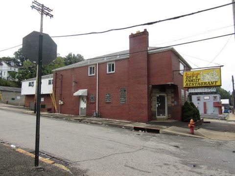 Photo of 2634 5th Ave, Mckeesport, PA 15132 (MLS # 1728896)