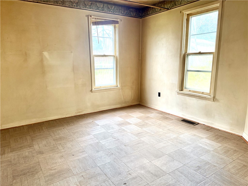 Twp Of But SE, Pennsylvania 16002, United States, 3 Bedrooms Bedrooms, ,2 BathroomsBathrooms,Residential,Active,107115