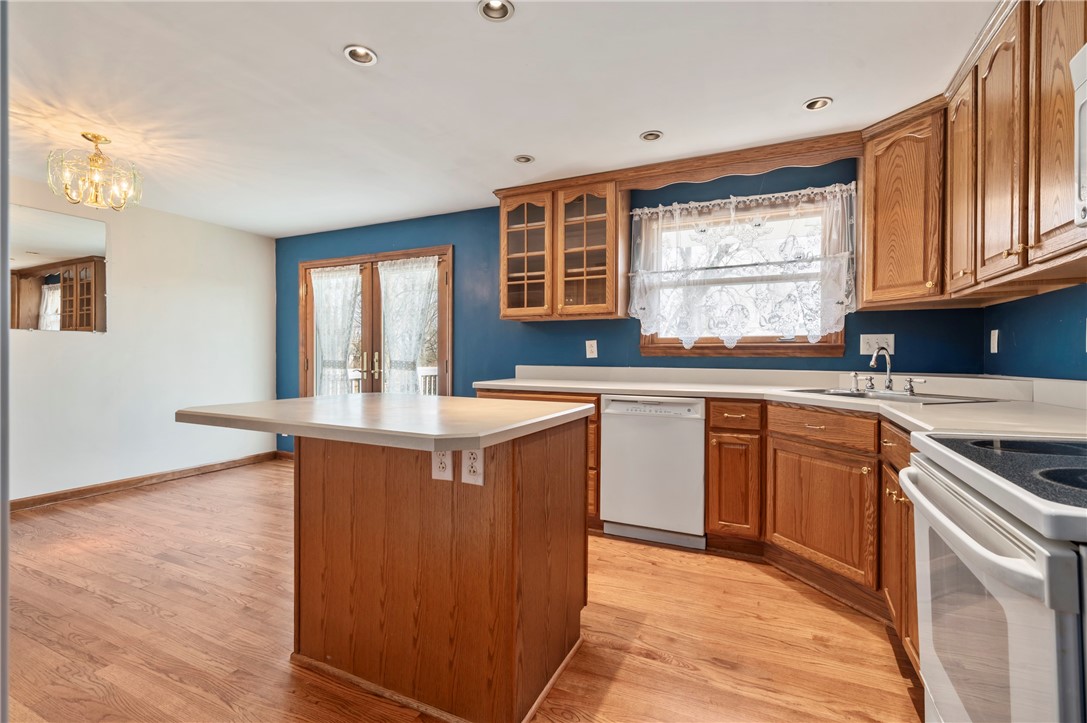 4451 E Lawnview Ave Ave, Whitehall, Pennsylvania image 12