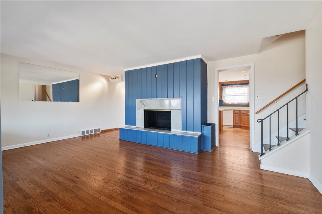 4451 E Lawnview Ave Ave, Whitehall, Pennsylvania image 4