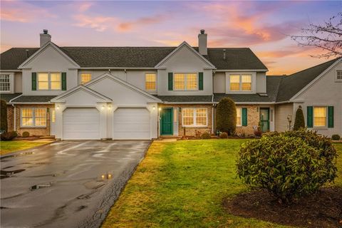 Photo of 137 Tank Dr, Johnstown, PA 15904 (MLS # 1740834)