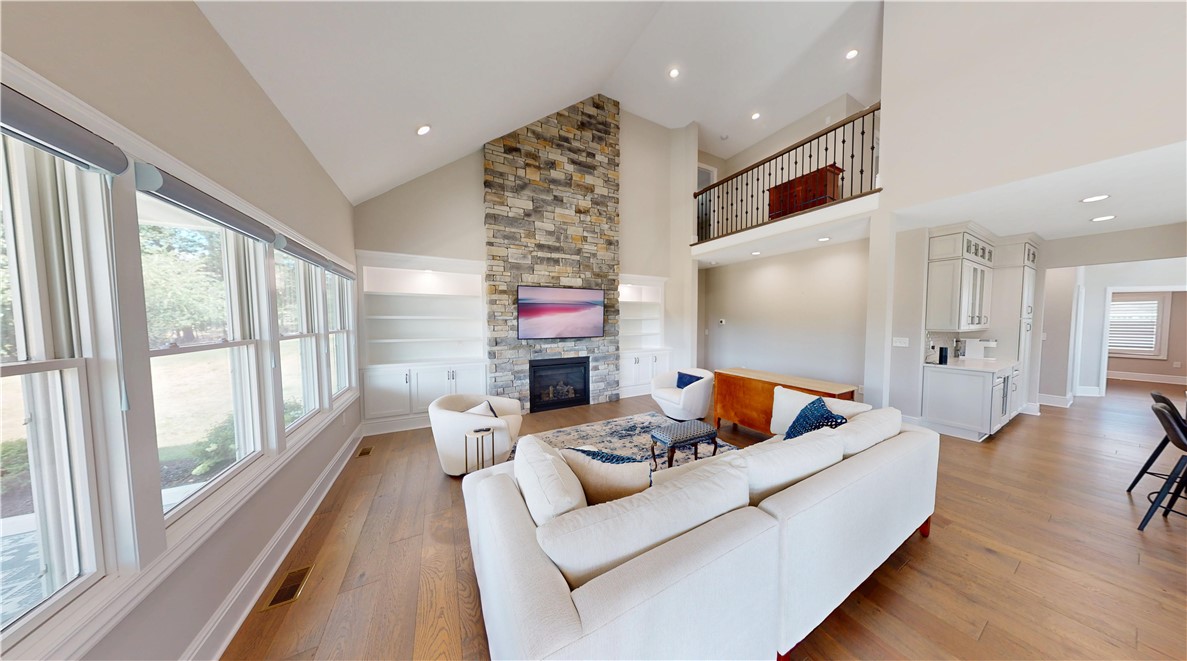 Pine Twp, Pennsylvania 15090, United States, 4 Bedrooms Bedrooms, ,4 BathroomsBathrooms,Residential,Pending,204556