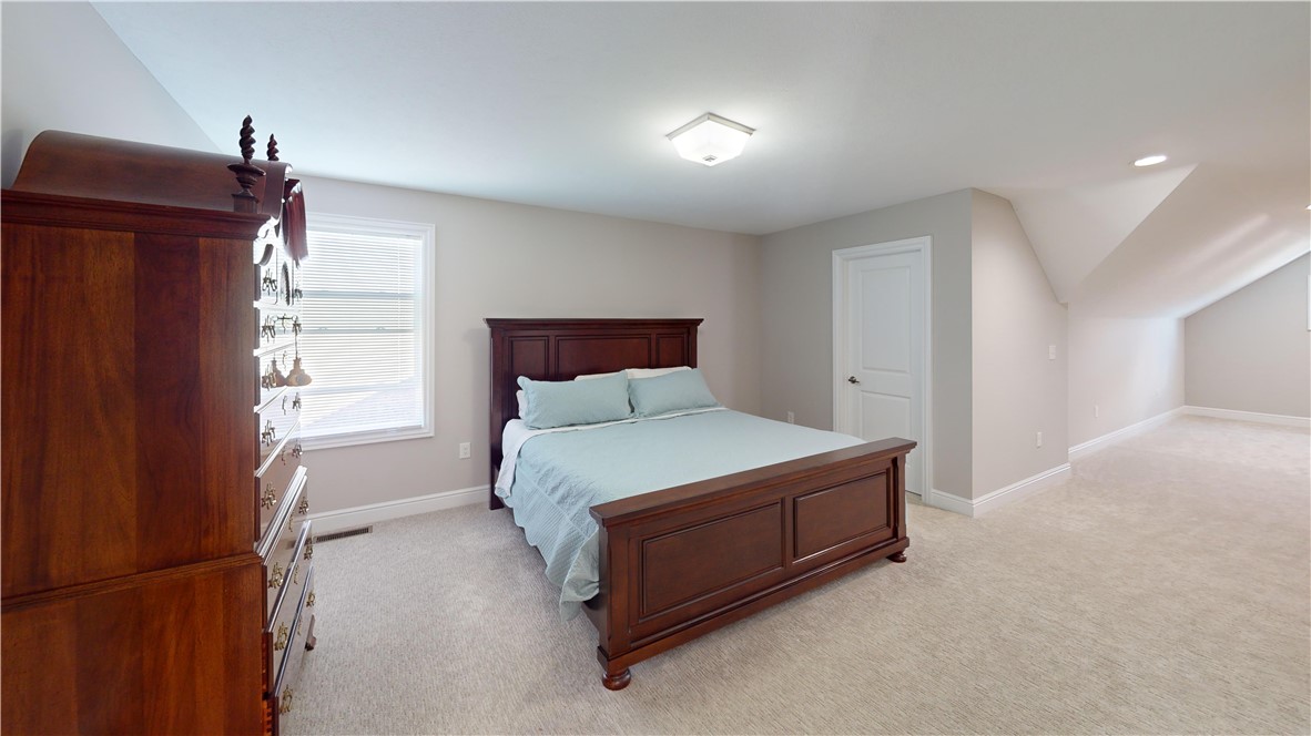 Pine Twp, Pennsylvania 15090, United States, 4 Bedrooms Bedrooms, ,4 BathroomsBathrooms,Residential,Pending,204556