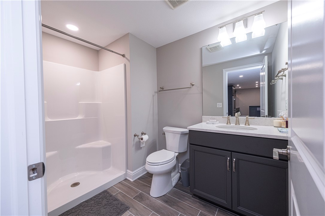 Pine Twp, Pennsylvania 15090, United States, 4 Bedrooms Bedrooms, ,4 BathroomsBathrooms,Residential,Pending,204556