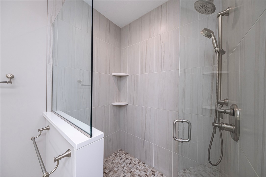 Pine Twp, Pennsylvania 15090, United States, 4 Bedrooms Bedrooms, ,4 BathroomsBathrooms,Residential,Pending,204556