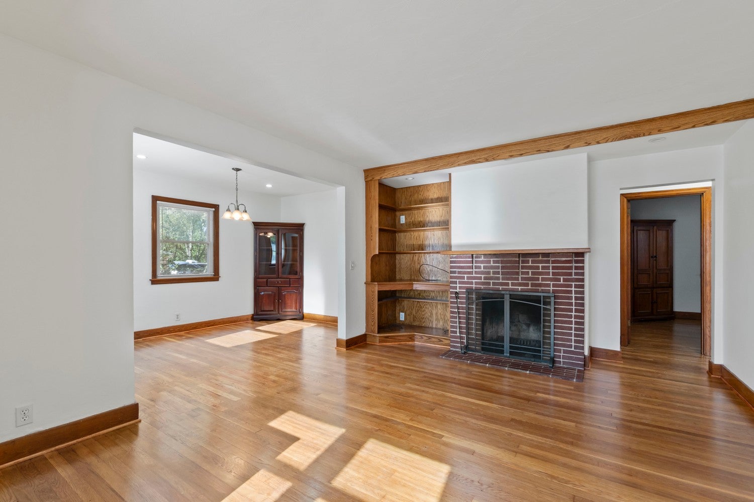 339 Center Road