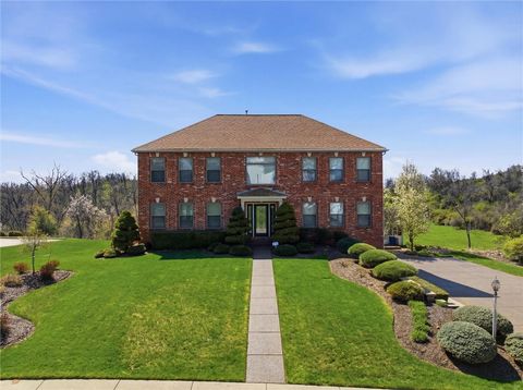 Photo of 130 Maclaine Dr, Carnegie, PA 15106 (MLS # 1747421)