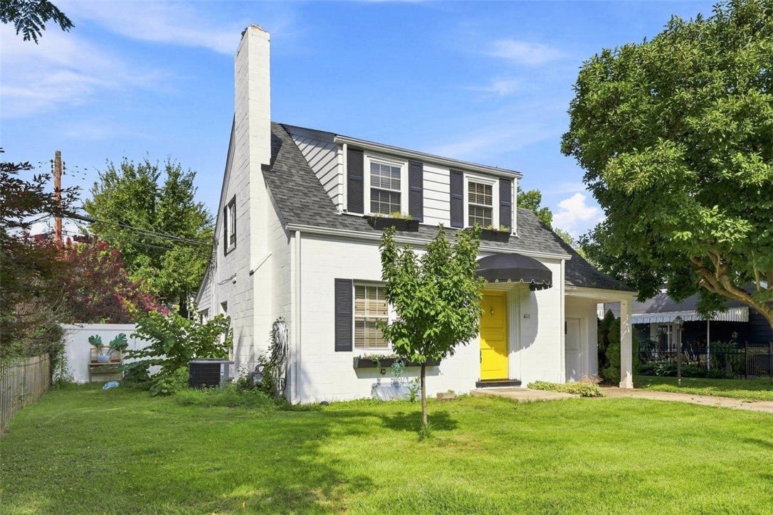 611 Charette Place
