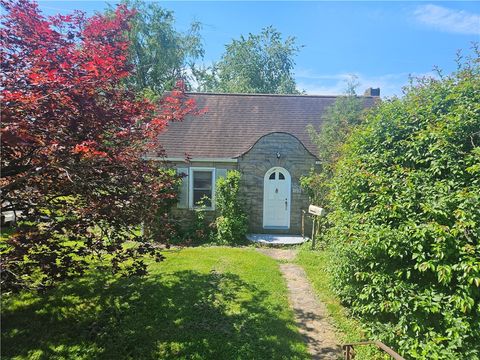 Homes For Rent - 1108 Prescott St<br/> White Oak, PA 15131