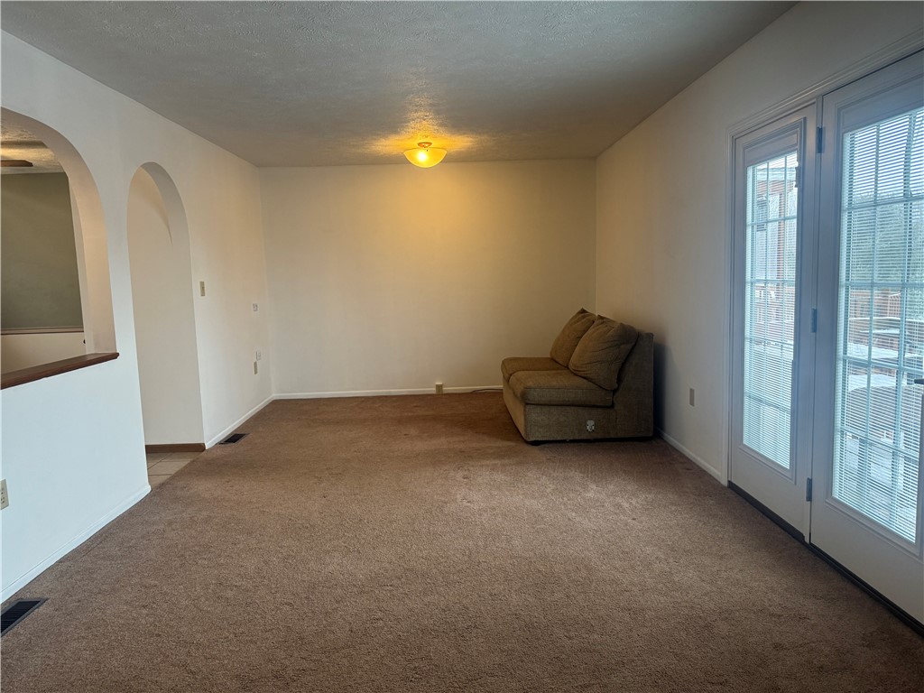 1402 Timberglen Drive