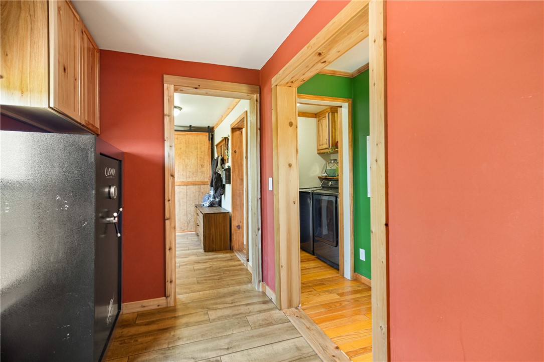 Stonycreek Twp, Pennsylvania 15926, United States, 3 Bedrooms Bedrooms, ,2 BathroomsBathrooms,Residential,Pending,120953