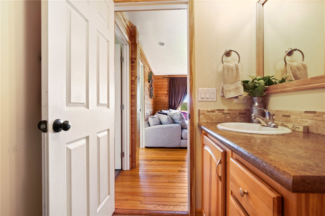 Stonycreek Twp, Pennsylvania 15926, United States, 3 Bedrooms Bedrooms, ,2 BathroomsBathrooms,Residential,Pending,120953