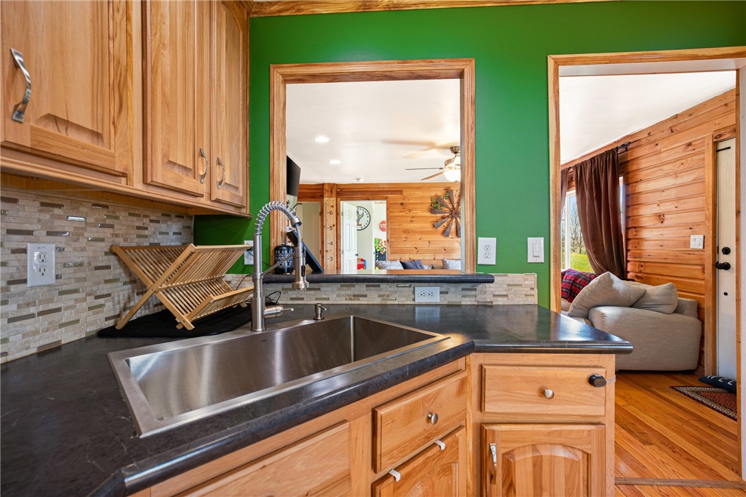 Stonycreek Twp, Pennsylvania 15926, United States, 3 Bedrooms Bedrooms, ,2 BathroomsBathrooms,Residential,Pending,120953