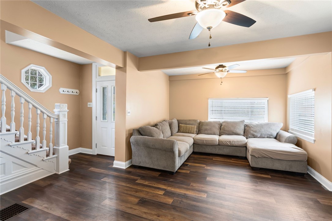 102 Clarks Lane