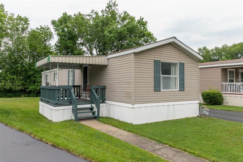 Mobile Home For Sale - 35 Circle Dr Dr<br/> Finleyville, PA 15332