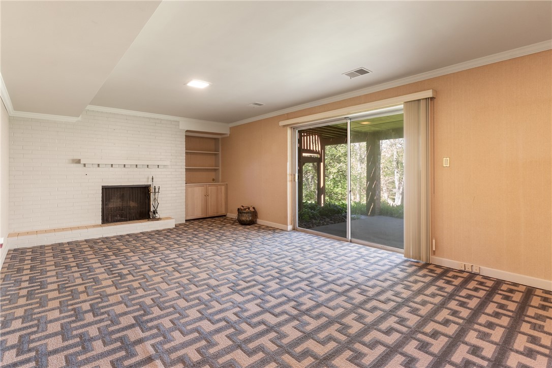 Upper St. Clair, Pennsylvania 15241, United States, 4 Bedrooms Bedrooms, ,3 BathroomsBathrooms,Residential,Active,121976