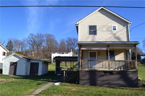 Photo of 2011 1st St, Connellsville, PA 15425 (MLS # 1735082)
