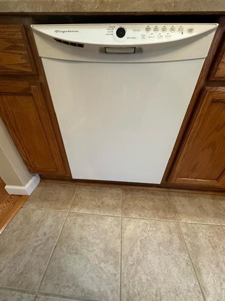 Monroeville, Pennsylvania 15146, United States, 3 Bedrooms Bedrooms, ,2 BathroomsBathrooms,Residential,Active,119587