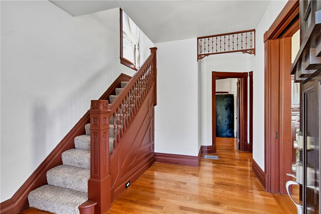 110 Pattison ST.