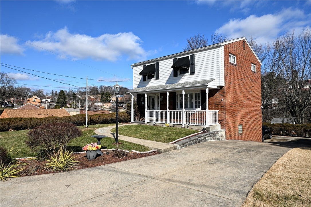5015 Elmwood Dr