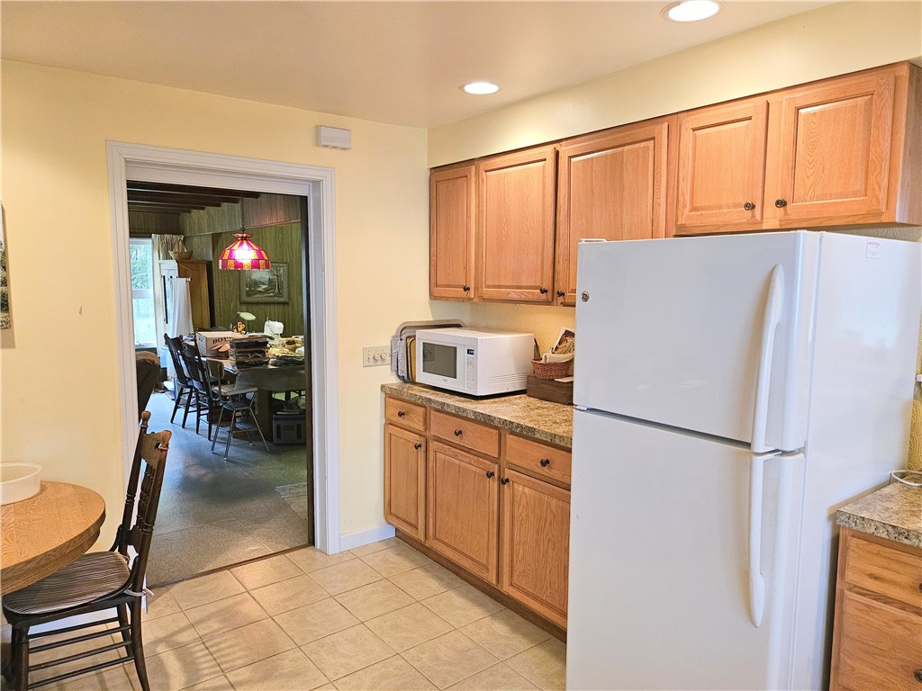 Slippery Rock Twp - But, Pennsylvania 16057, United States, 3 Bedrooms Bedrooms, ,2 BathroomsBathrooms,Residential,Contingent,117474