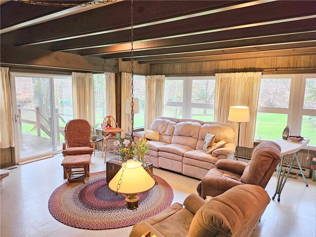 Slippery Rock Twp - But, Pennsylvania 16057, United States, 3 Bedrooms Bedrooms, ,2 BathroomsBathrooms,Residential,Contingent,117474