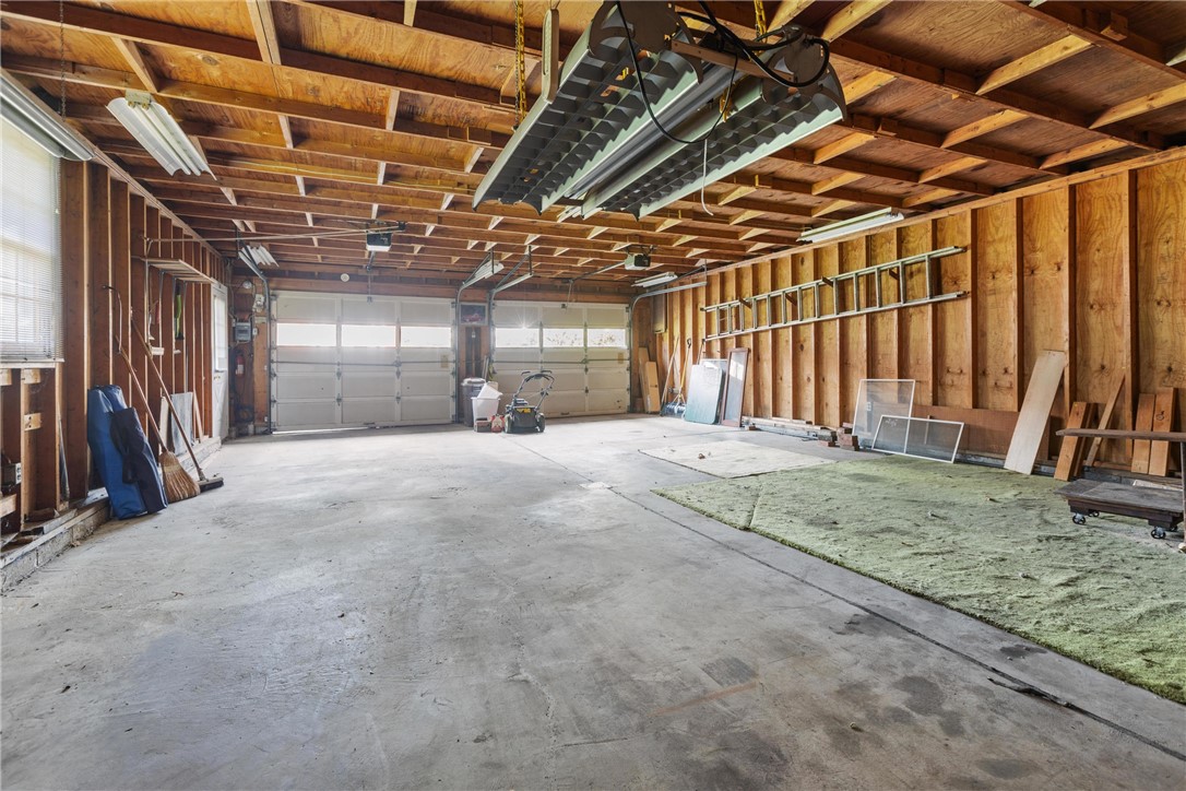 2548 Elcor Dr Dr, New Kensington, Pennsylvania image 23