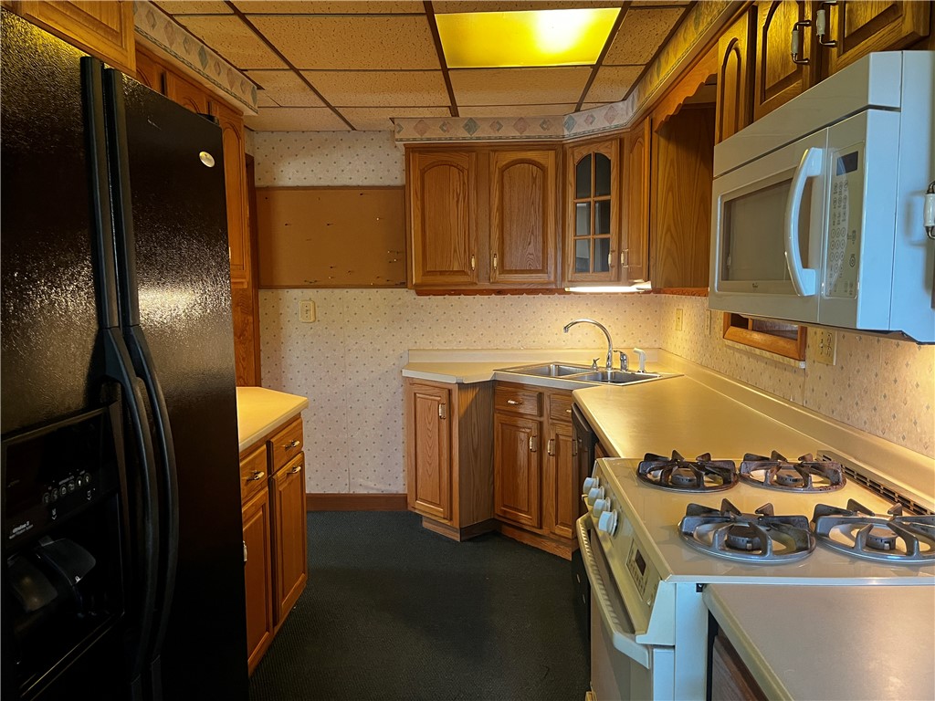 560 Sells Ln