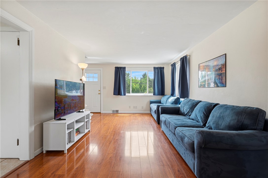 1145 Balmoral Dr