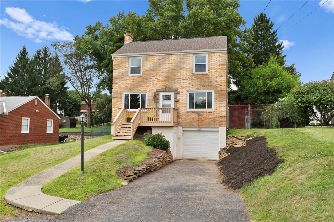1145 Balmoral Dr