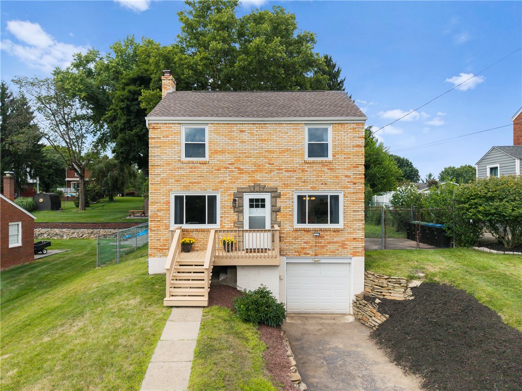 1145 Balmoral Dr