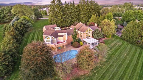 Photo for 2884 Beaver Grade