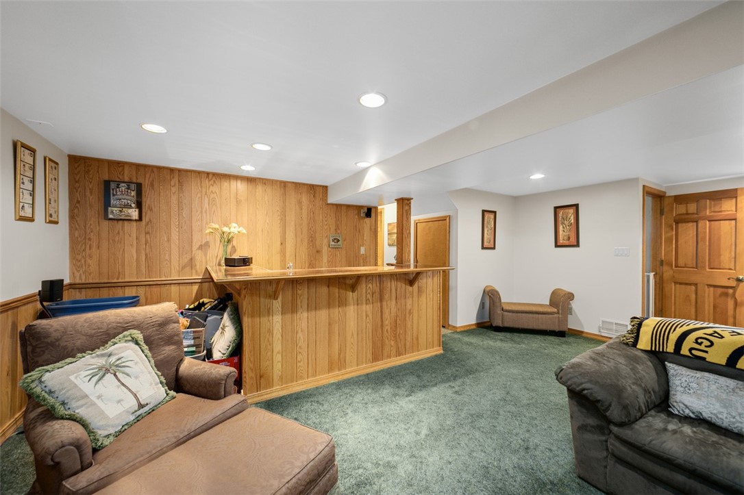 Bullskin Twp, Pennsylvania 15425, United States, 3 Bedrooms Bedrooms, ,2 BathroomsBathrooms,Residential,Pending,155156