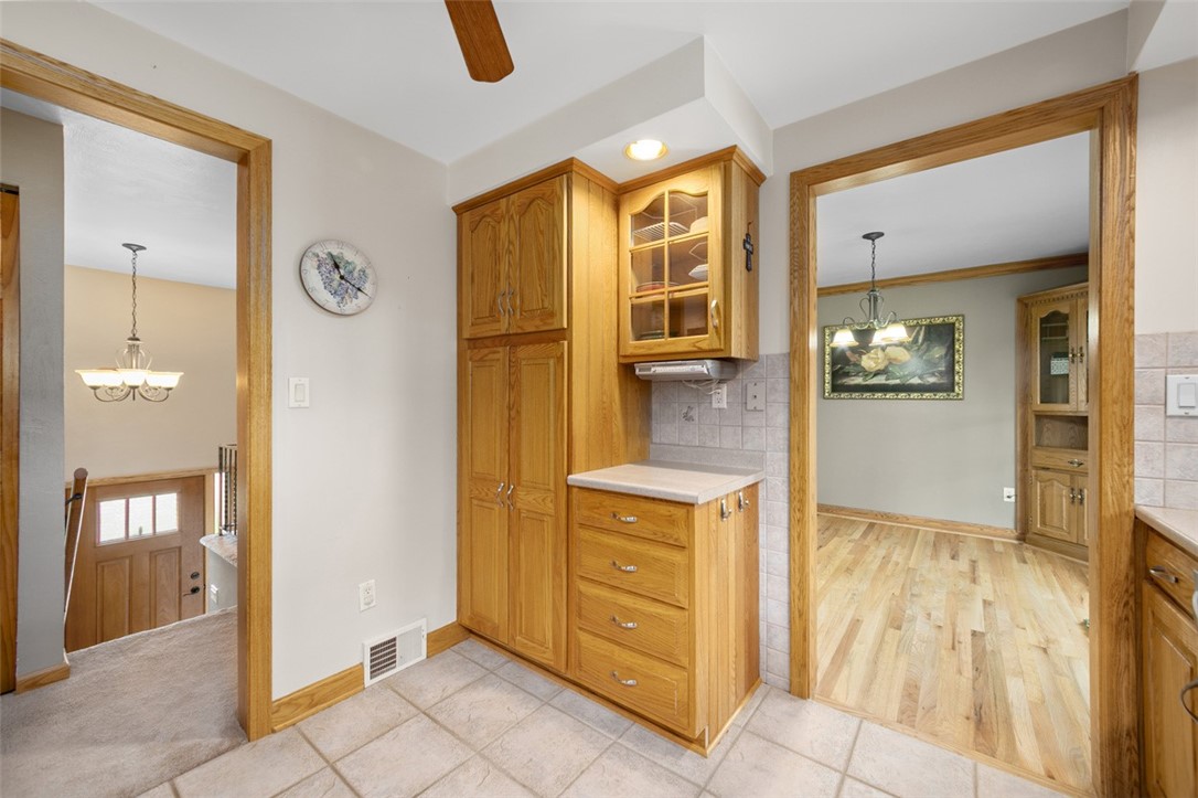 Bullskin Twp, Pennsylvania 15425, United States, 3 Bedrooms Bedrooms, ,2 BathroomsBathrooms,Residential,Pending,155156