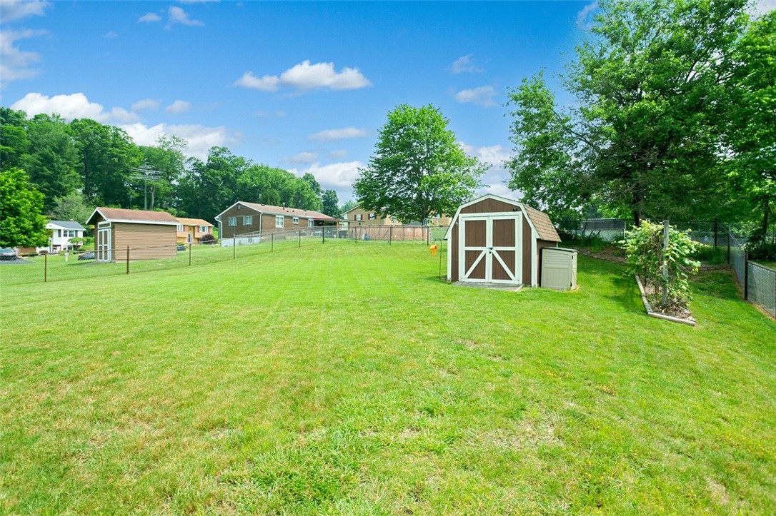 Bullskin Twp, Pennsylvania 15425, United States, 3 Bedrooms Bedrooms, ,2 BathroomsBathrooms,Residential,Pending,155156