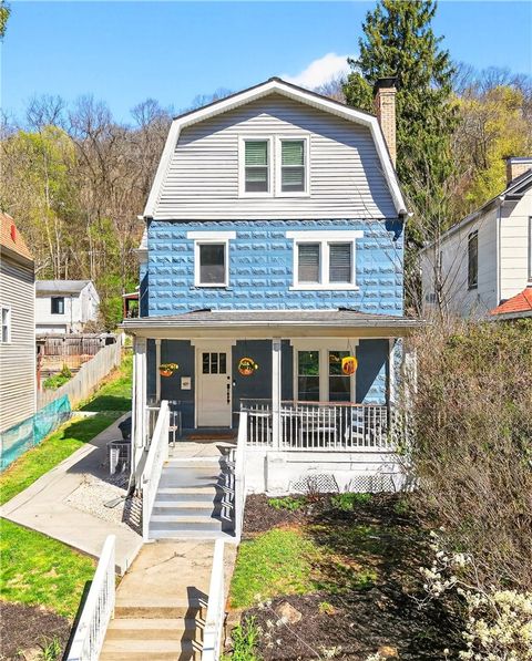 Photo of 913 Nevin Ave, Sewickley, PA 15143 (MLS # 1747880)