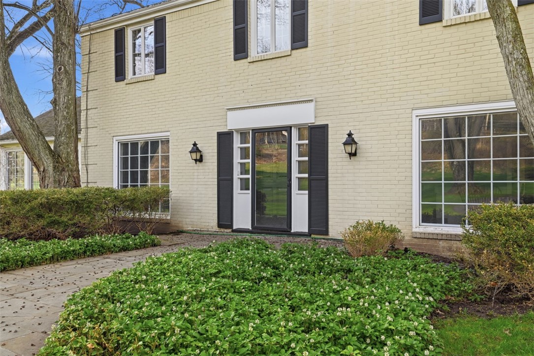 1001 Fox Chapel Road