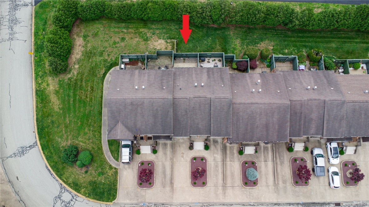 590 Woodmere Dr. 3