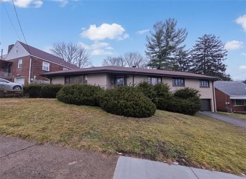 Photo of 2911 Myer Blvd, Mckeesport, PA 15132 (MLS # 1747933)